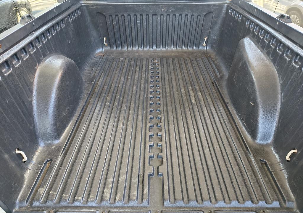 VOLKSWAGEN Saveiro - Foto