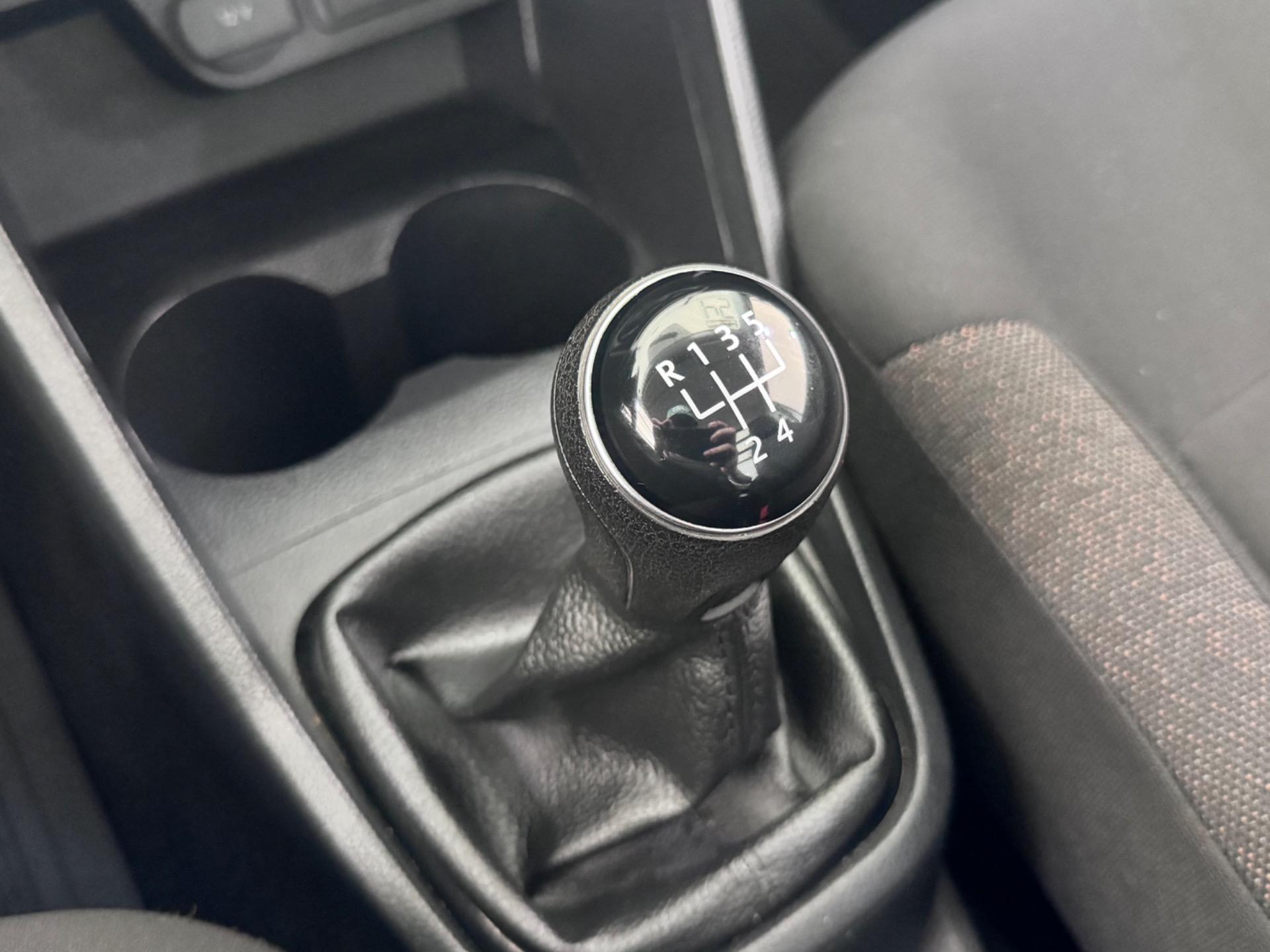 VOLKSWAGEN Saveiro - Foto