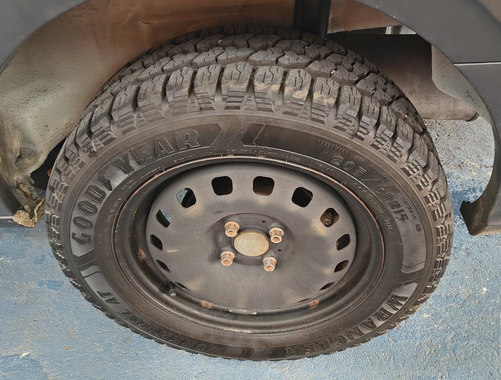VOLKSWAGEN Saveiro - Foto