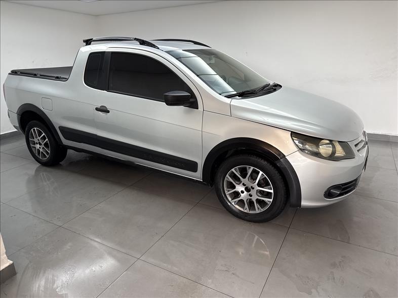 VOLKSWAGEN Saveiro - Foto