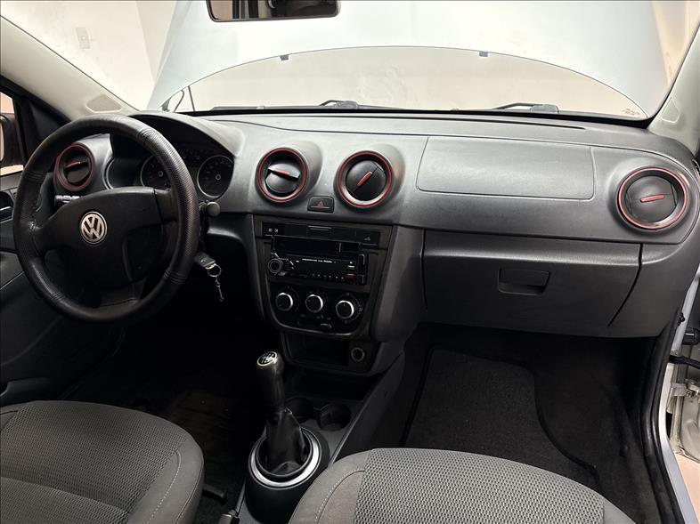 VOLKSWAGEN Saveiro - Foto