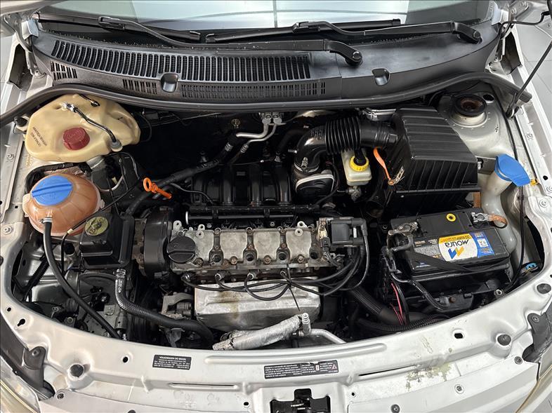 VOLKSWAGEN Saveiro - Foto