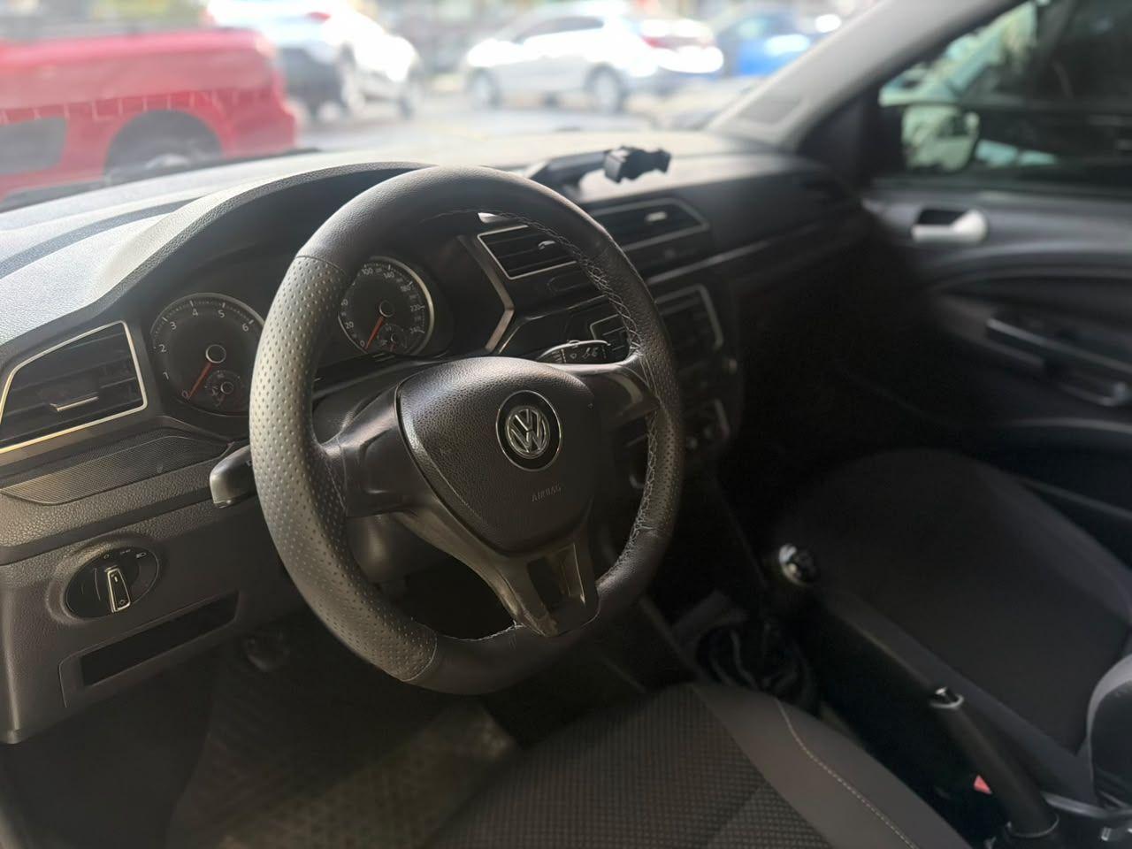 VOLKSWAGEN Saveiro - Foto