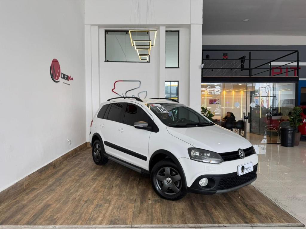VOLKSWAGEN Space Cross - Foto