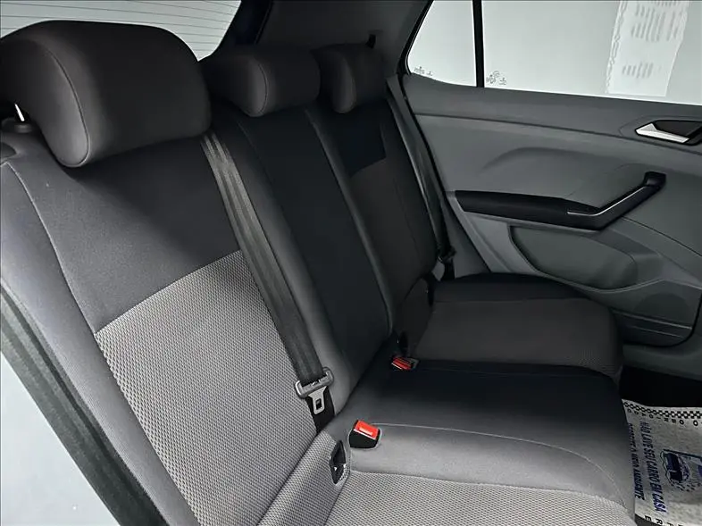 VOLKSWAGEN T-Cross - Foto