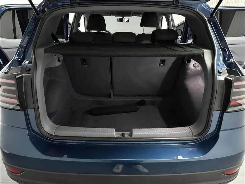 VOLKSWAGEN T-Cross - Foto