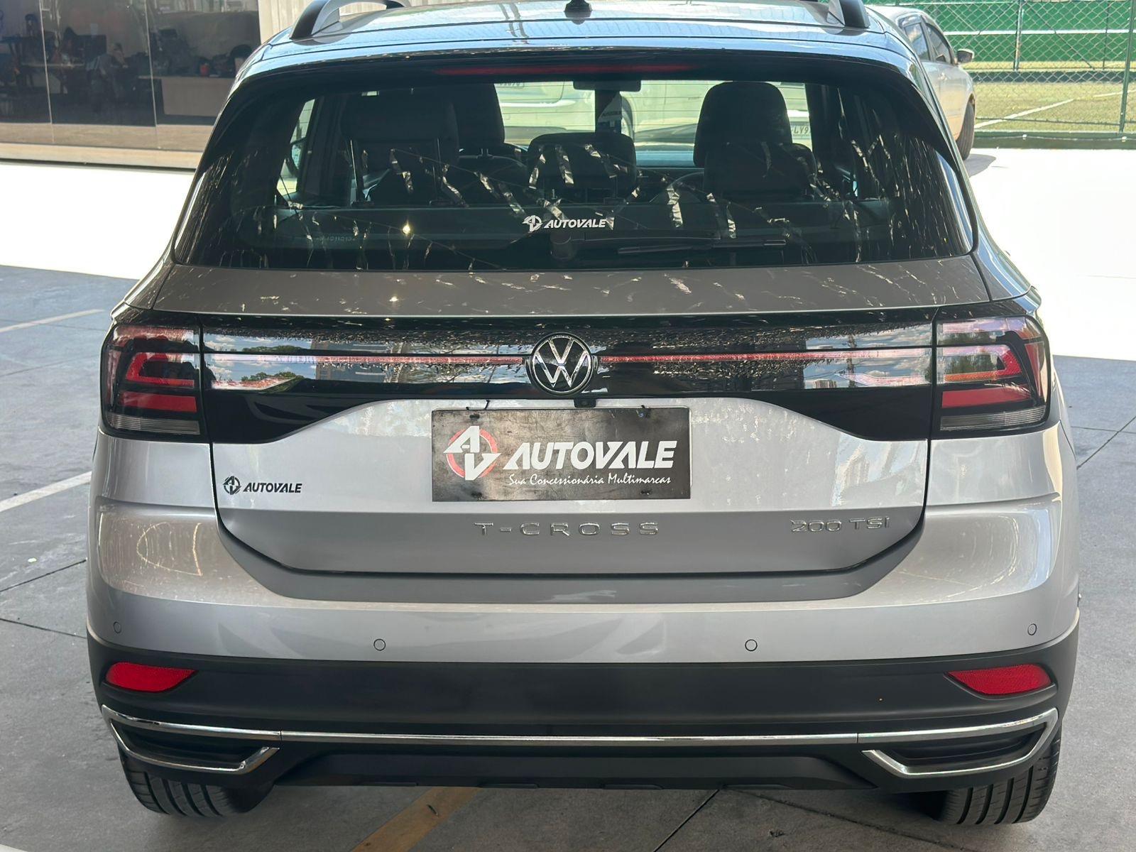 VOLKSWAGEN T-Cross - Foto