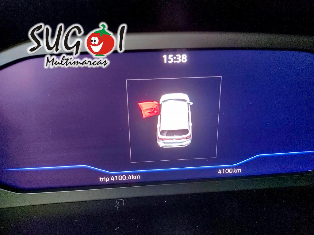 VOLKSWAGEN T-Cross - Foto