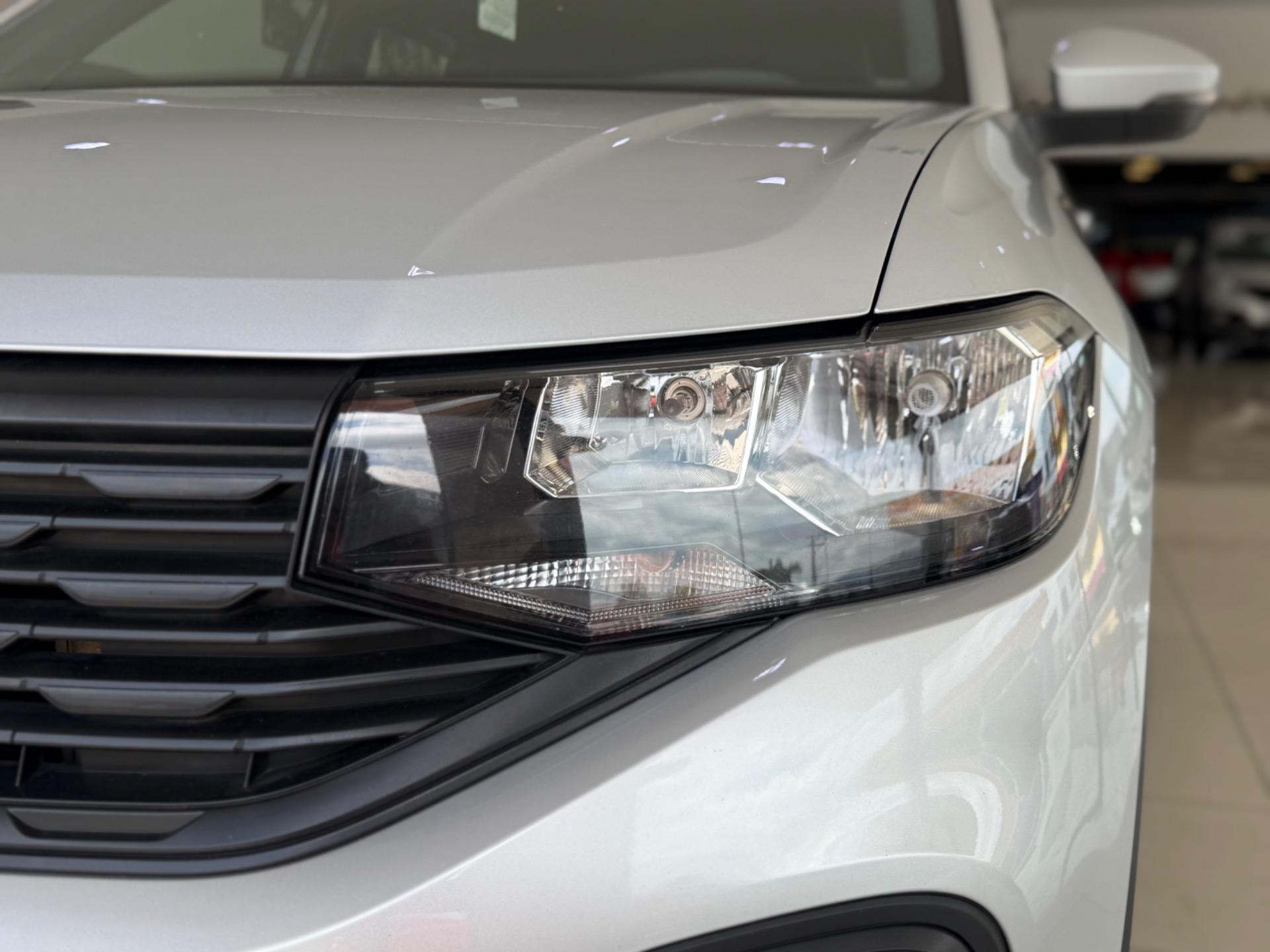 VOLKSWAGEN T-Cross - Foto