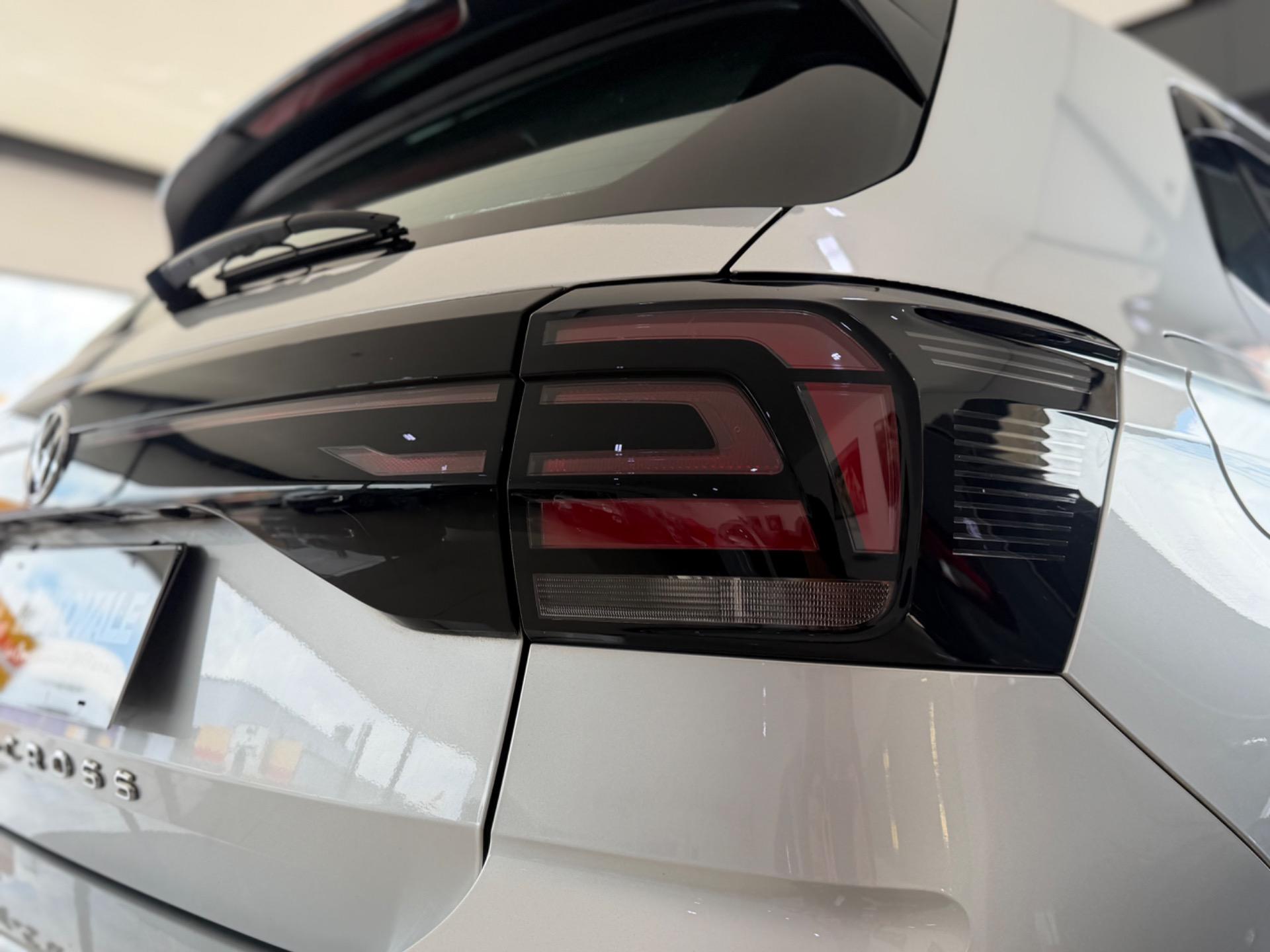 VOLKSWAGEN T-Cross - Foto