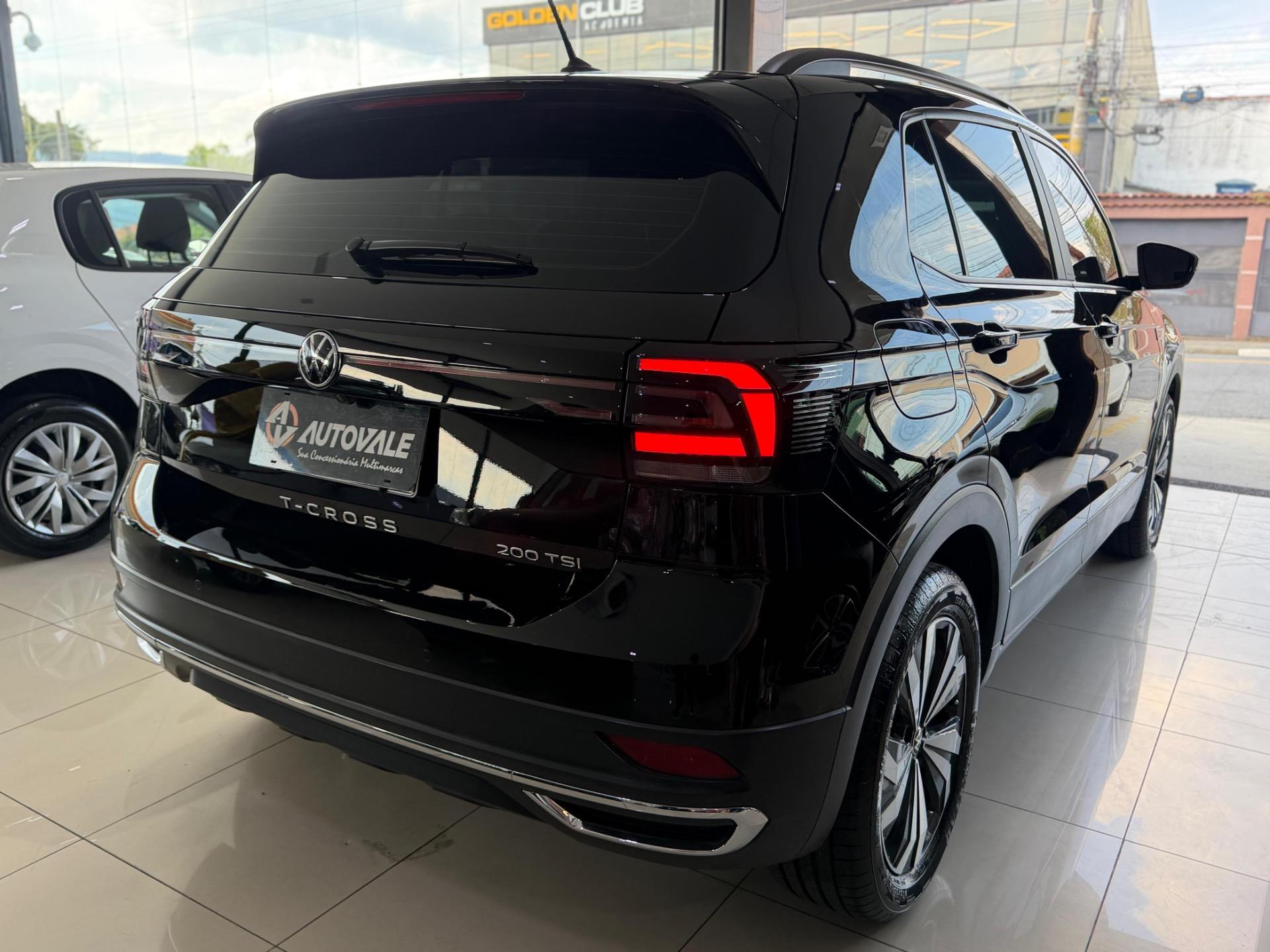 VOLKSWAGEN T-Cross - Foto