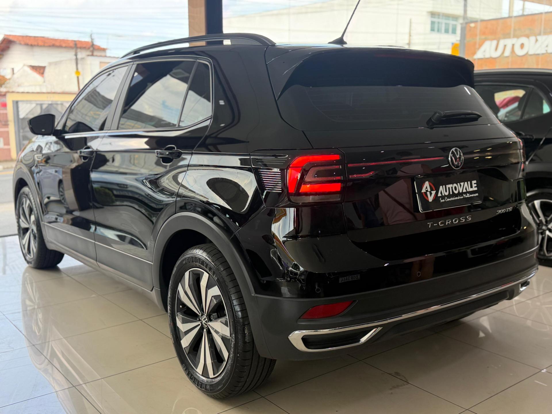 VOLKSWAGEN T-Cross - Foto