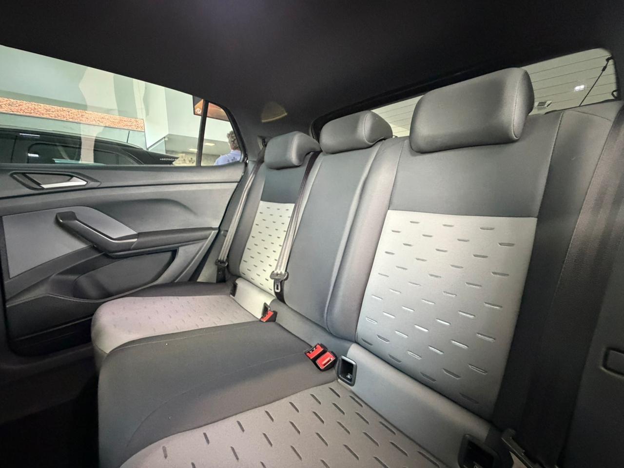 VOLKSWAGEN T-Cross - Foto