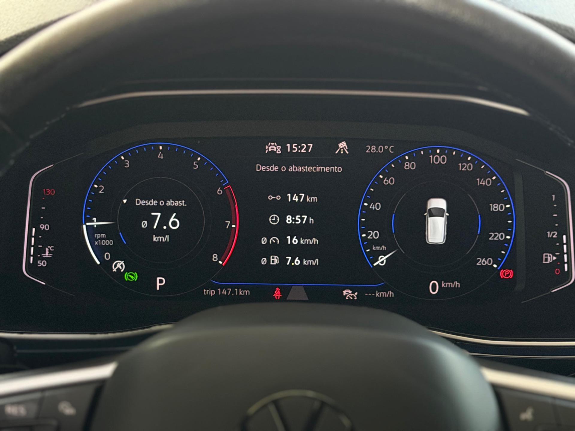 VOLKSWAGEN T-Cross - Foto