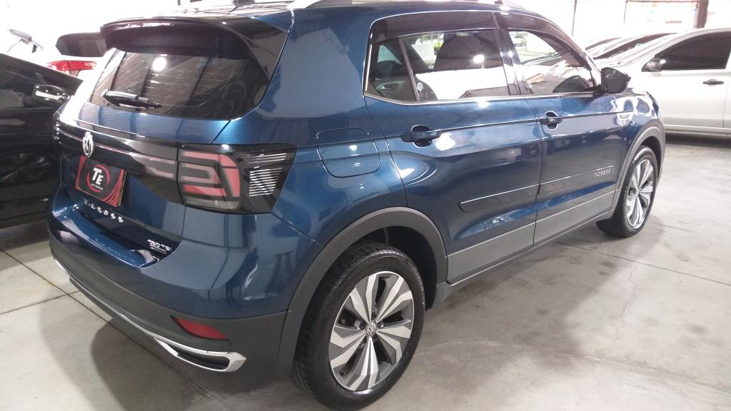 VOLKSWAGEN T-Cross - Foto