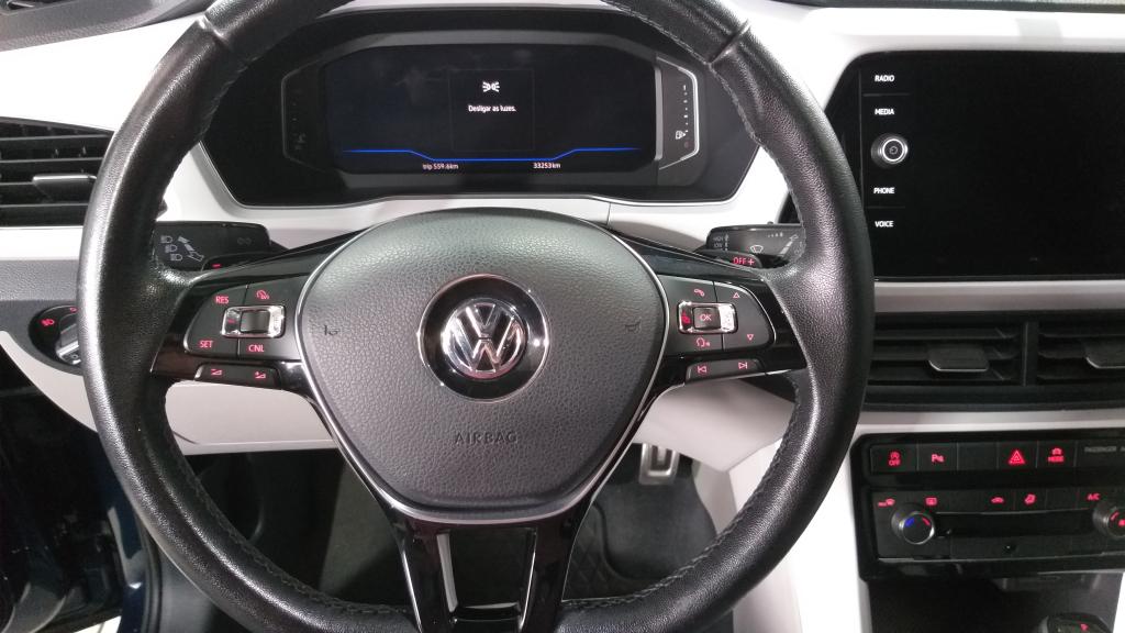 VOLKSWAGEN T-Cross - Foto