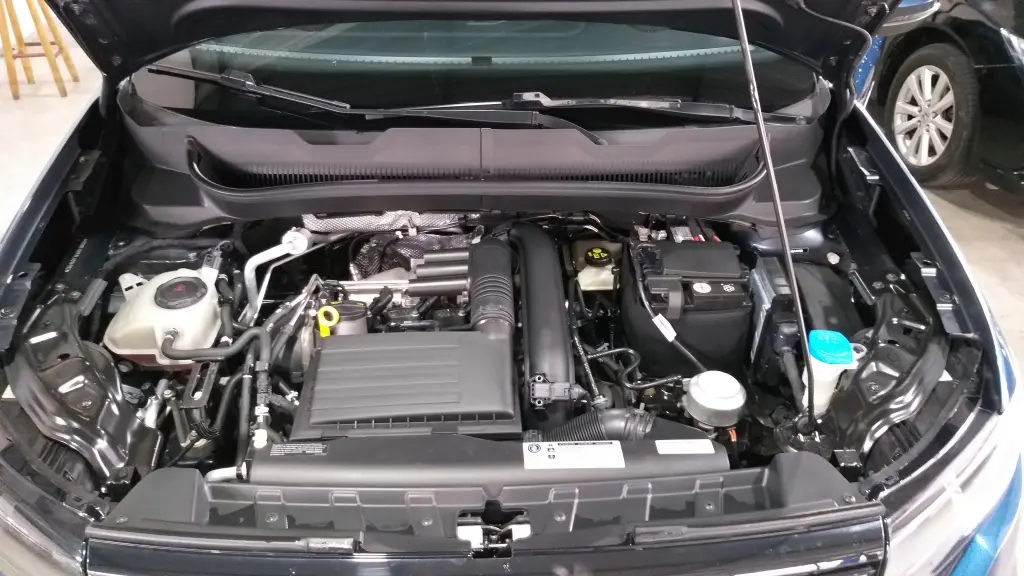 VOLKSWAGEN T-Cross - Foto
