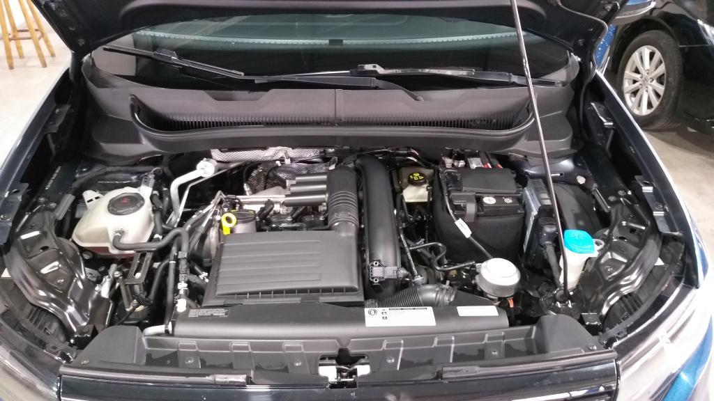 VOLKSWAGEN T-Cross - Foto