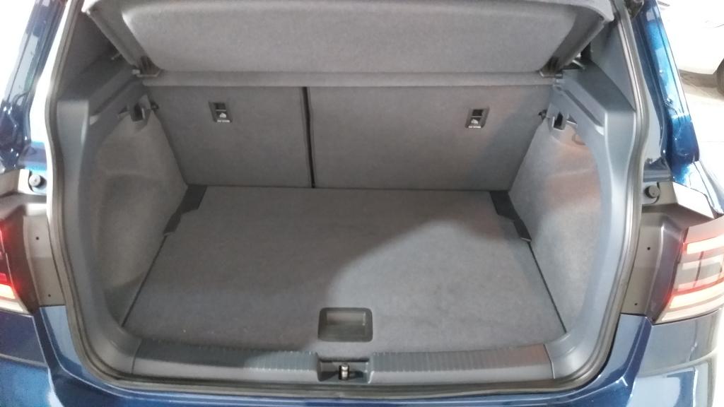 VOLKSWAGEN T-Cross - Foto