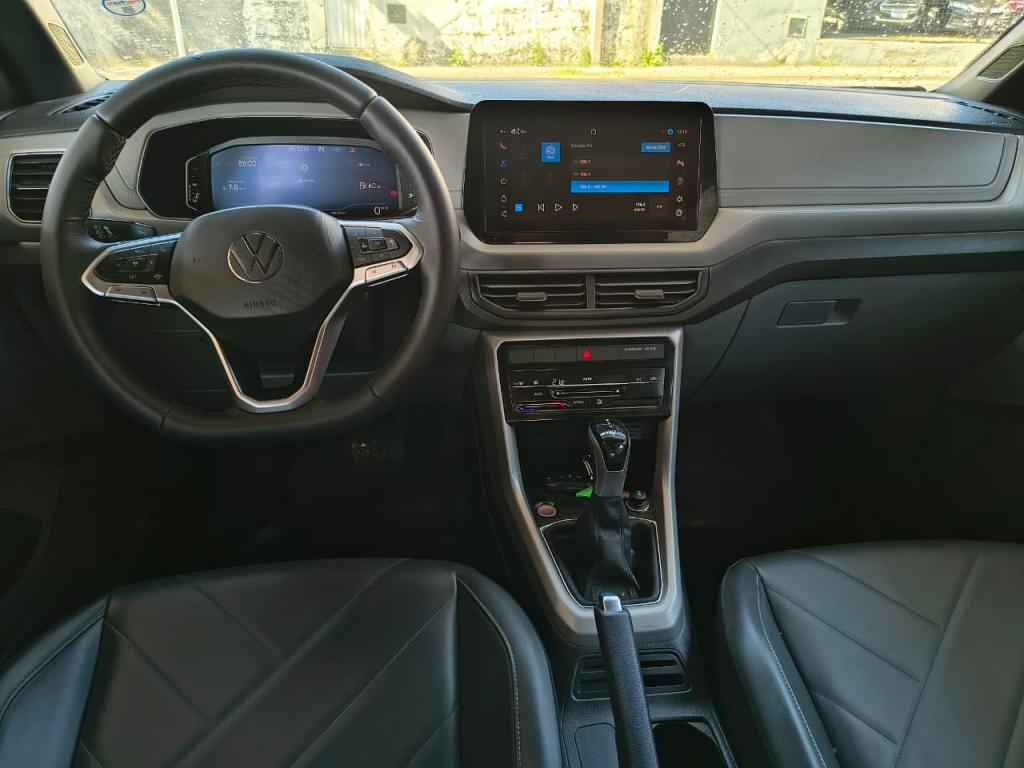 VOLKSWAGEN T-Cross - Foto