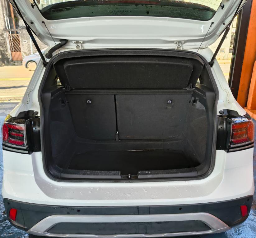 VOLKSWAGEN T-Cross - Foto