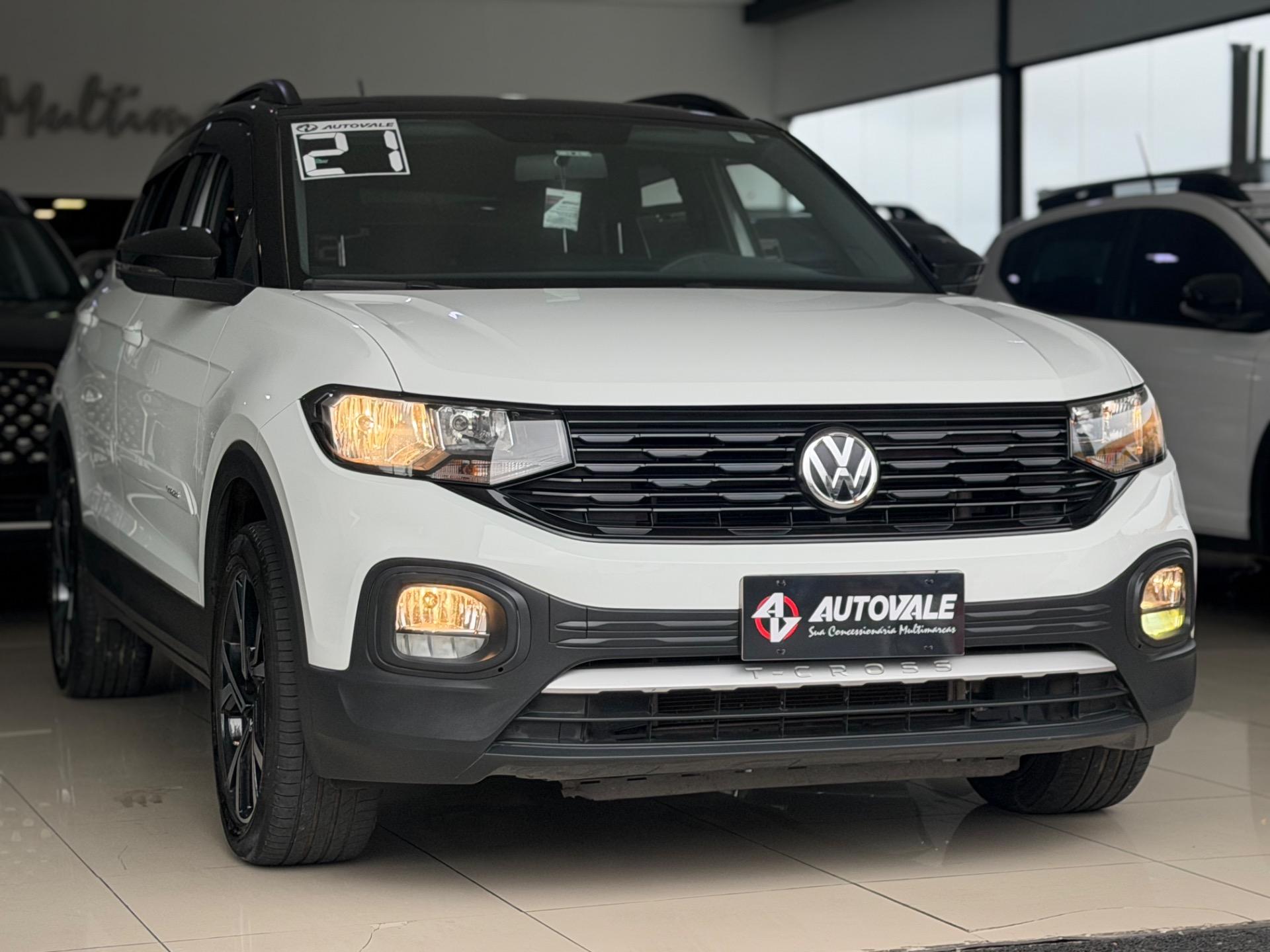 VOLKSWAGEN T-Cross - Foto