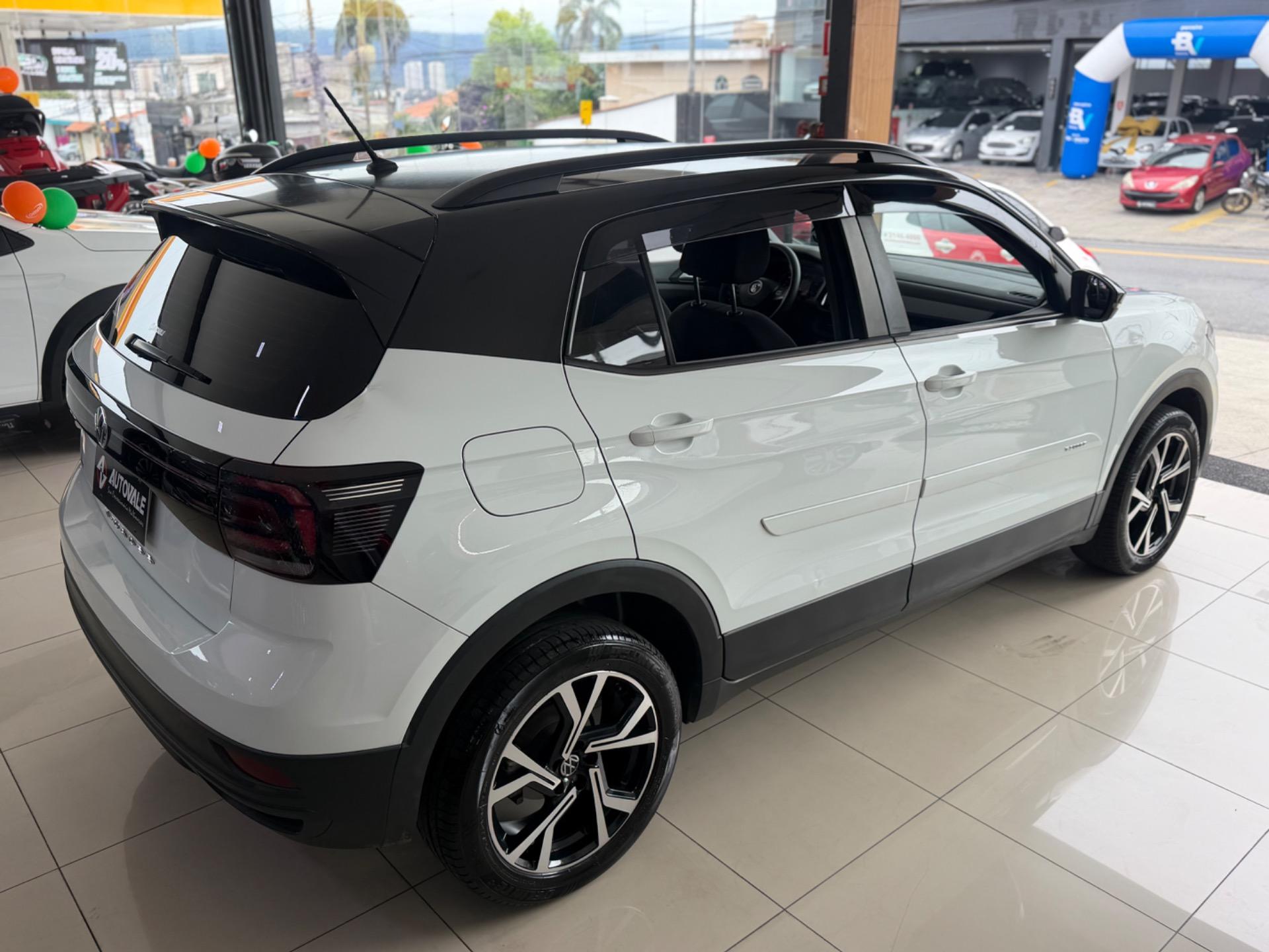 VOLKSWAGEN T-Cross - Foto