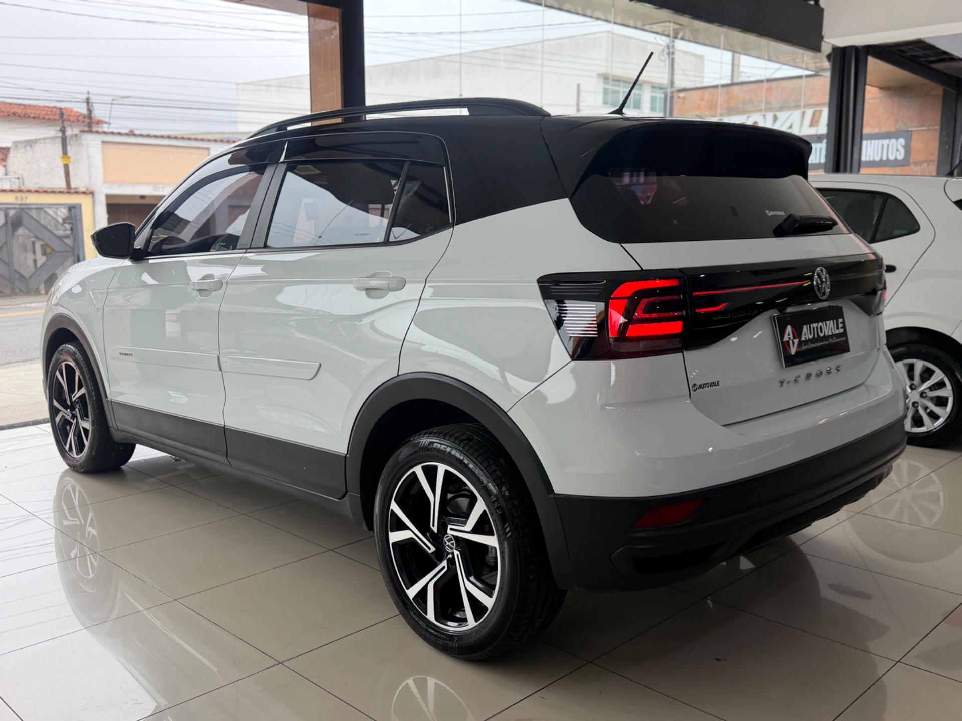 VOLKSWAGEN T-Cross - Foto