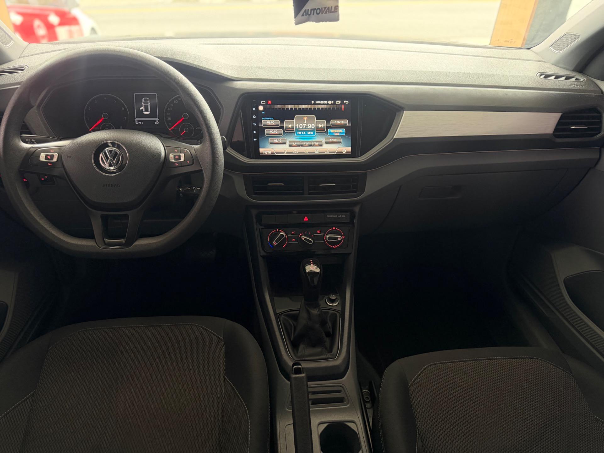 VOLKSWAGEN T-Cross - Foto