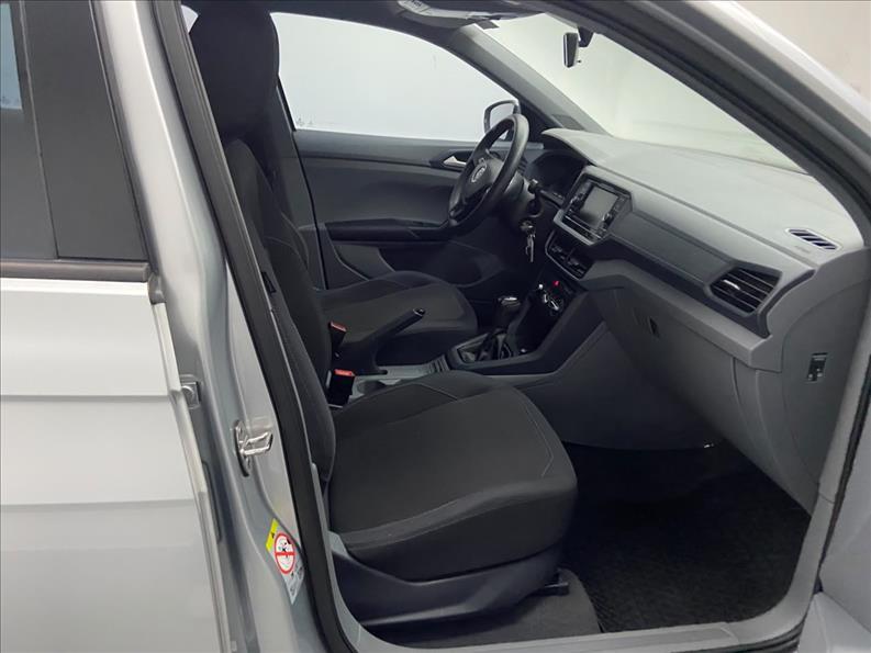 VOLKSWAGEN T-Cross - Foto