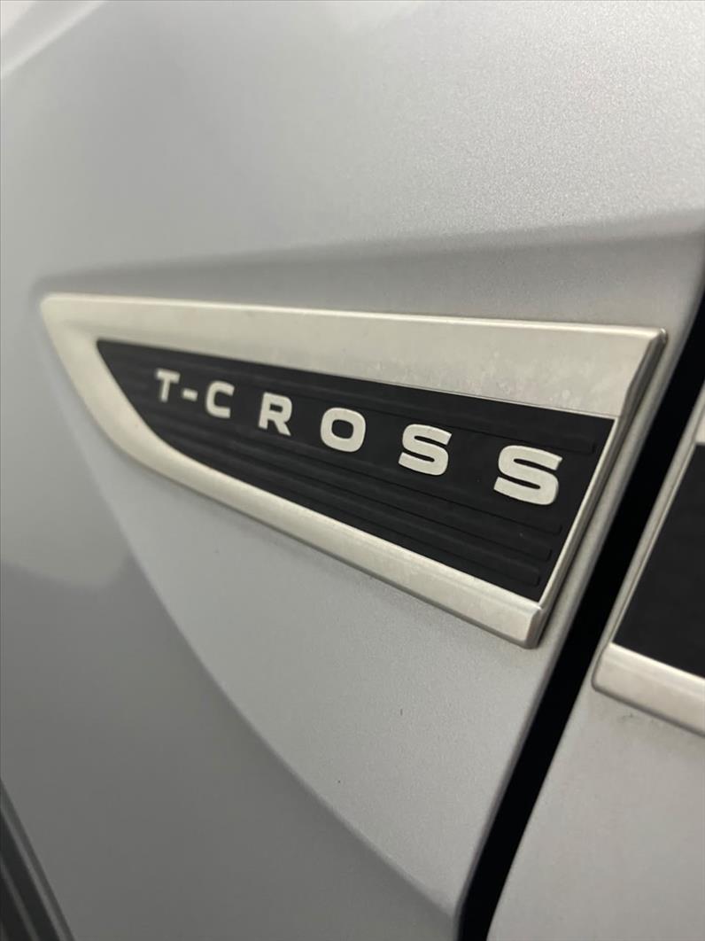 VOLKSWAGEN T-Cross - Foto