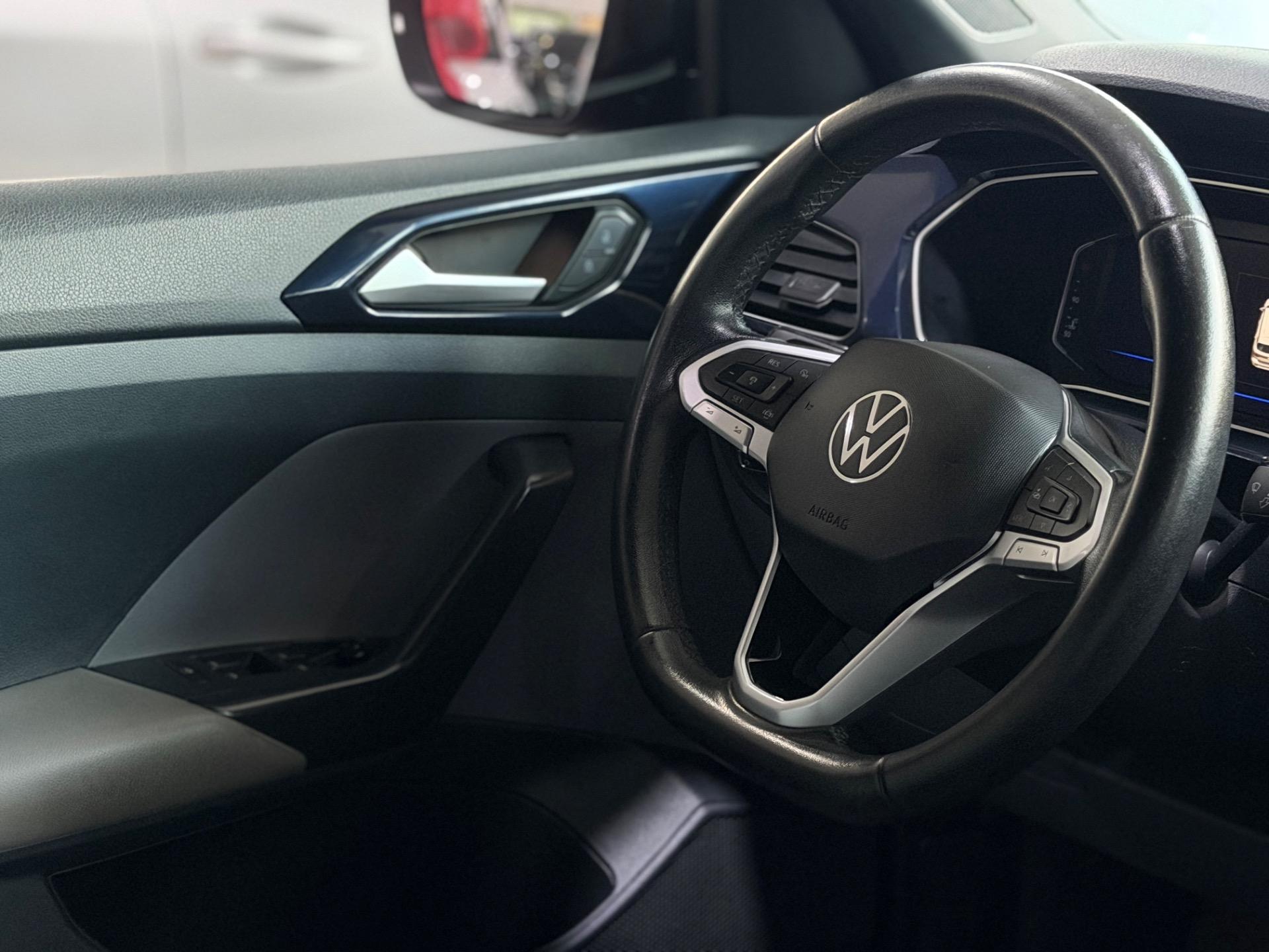 VOLKSWAGEN T-Cross - Foto