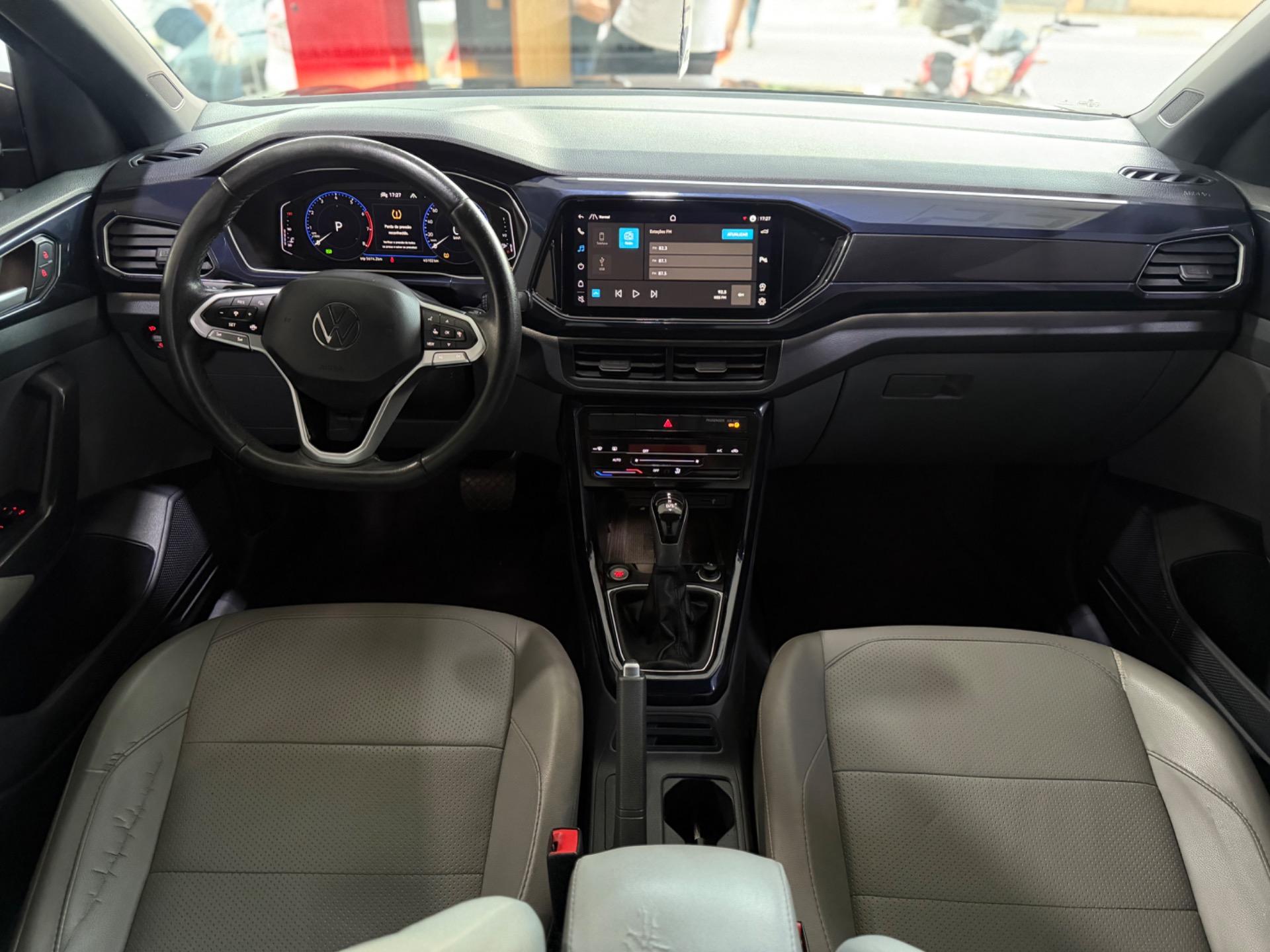 VOLKSWAGEN T-Cross - Foto