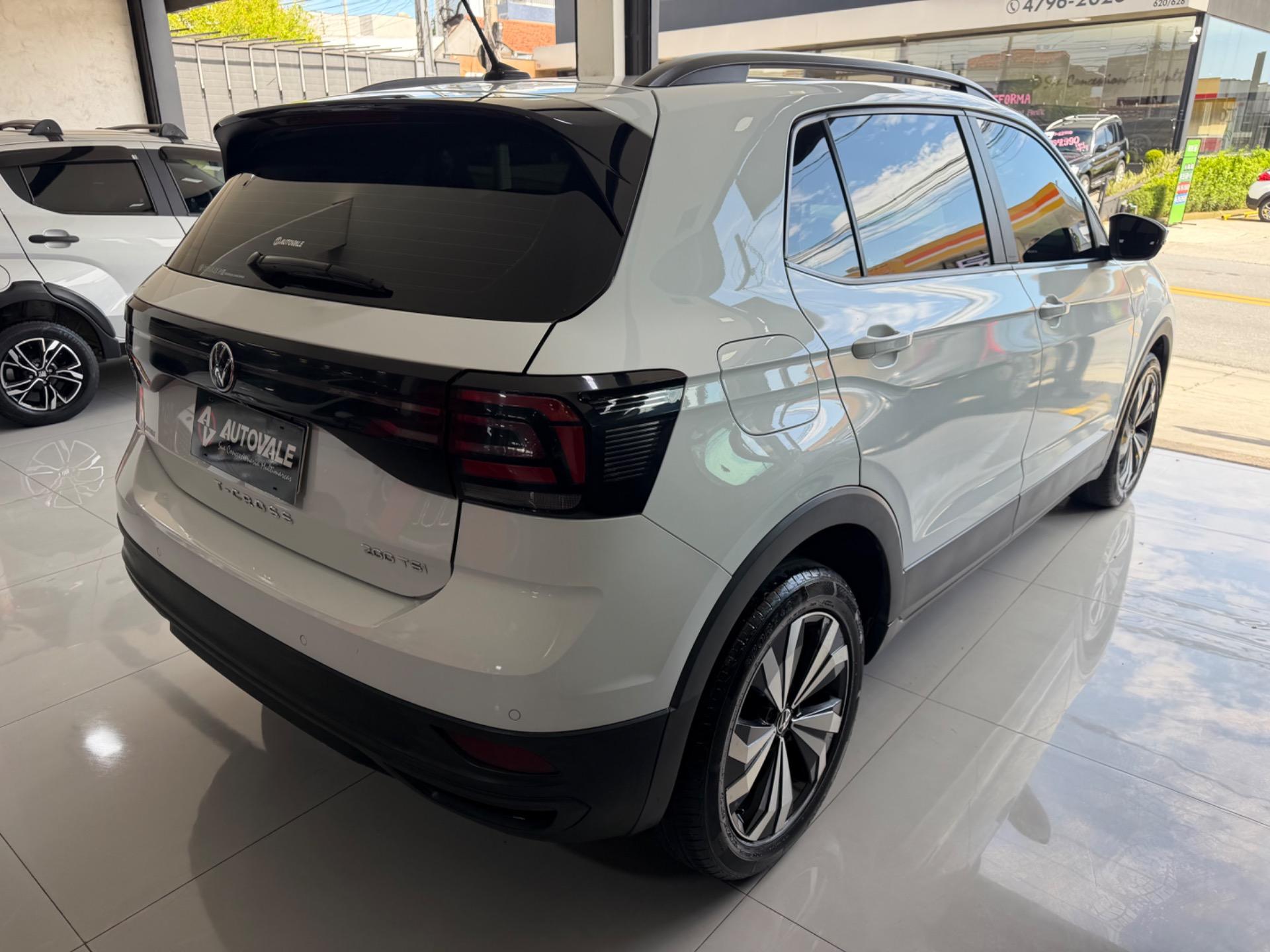 VOLKSWAGEN T-Cross - Foto