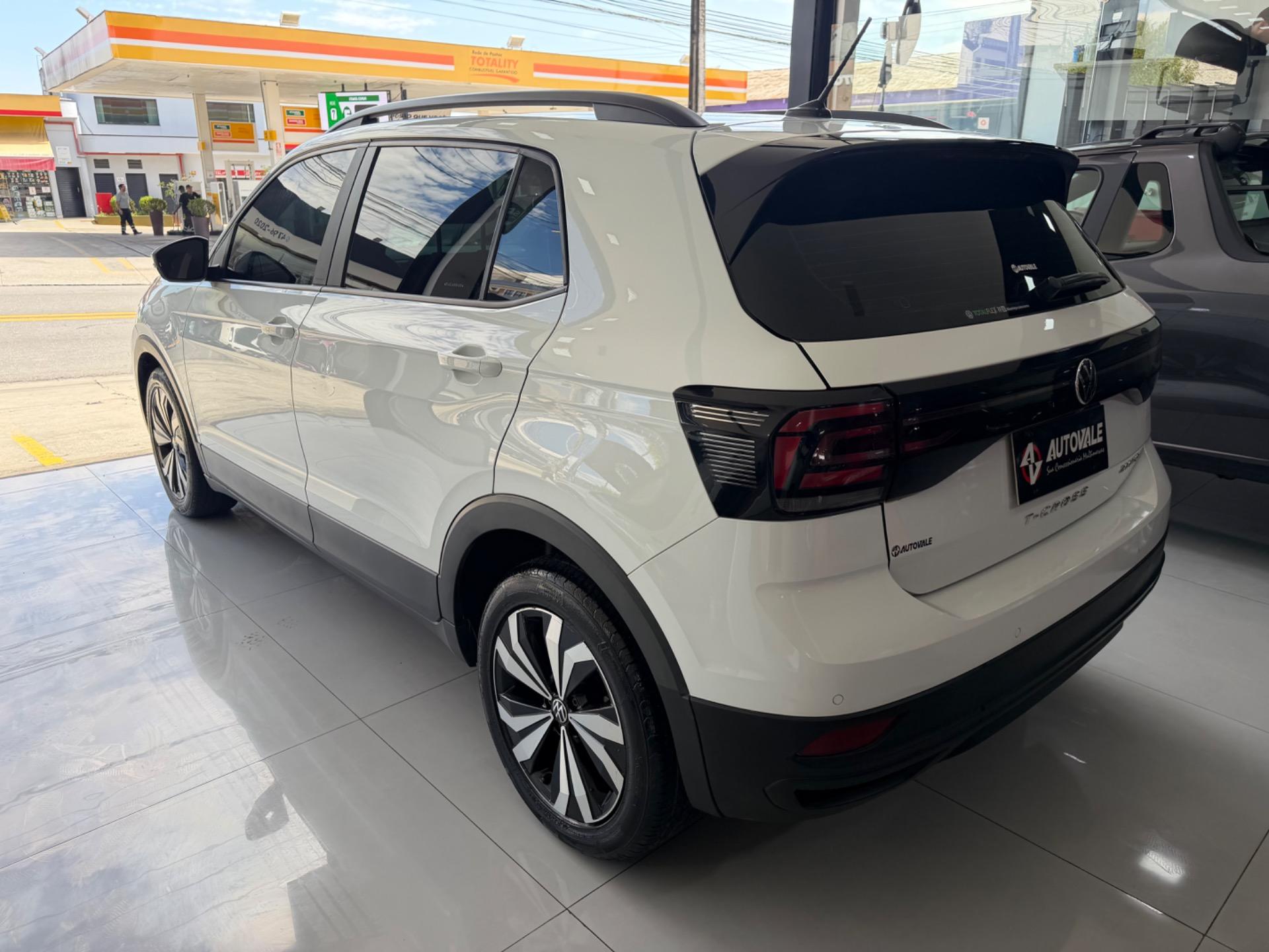 VOLKSWAGEN T-Cross - Foto