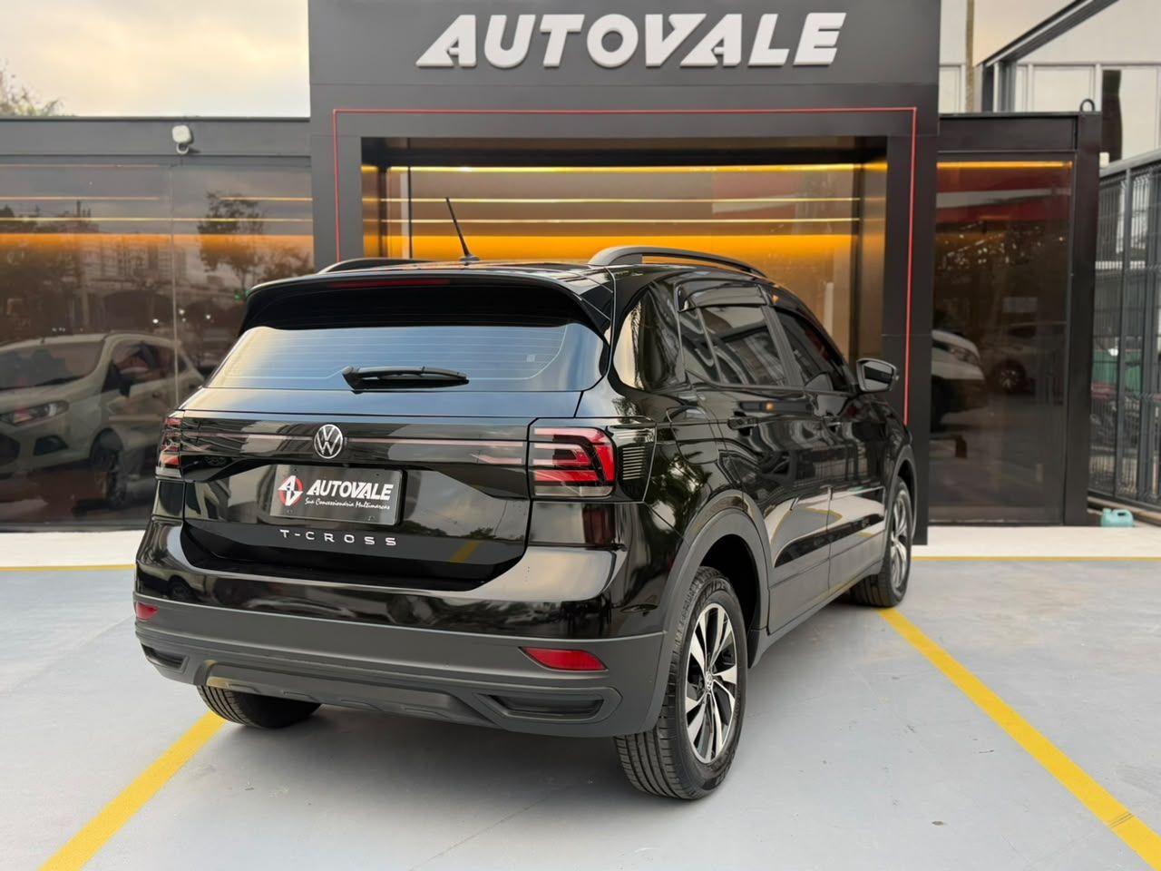 VOLKSWAGEN T-Cross - Foto