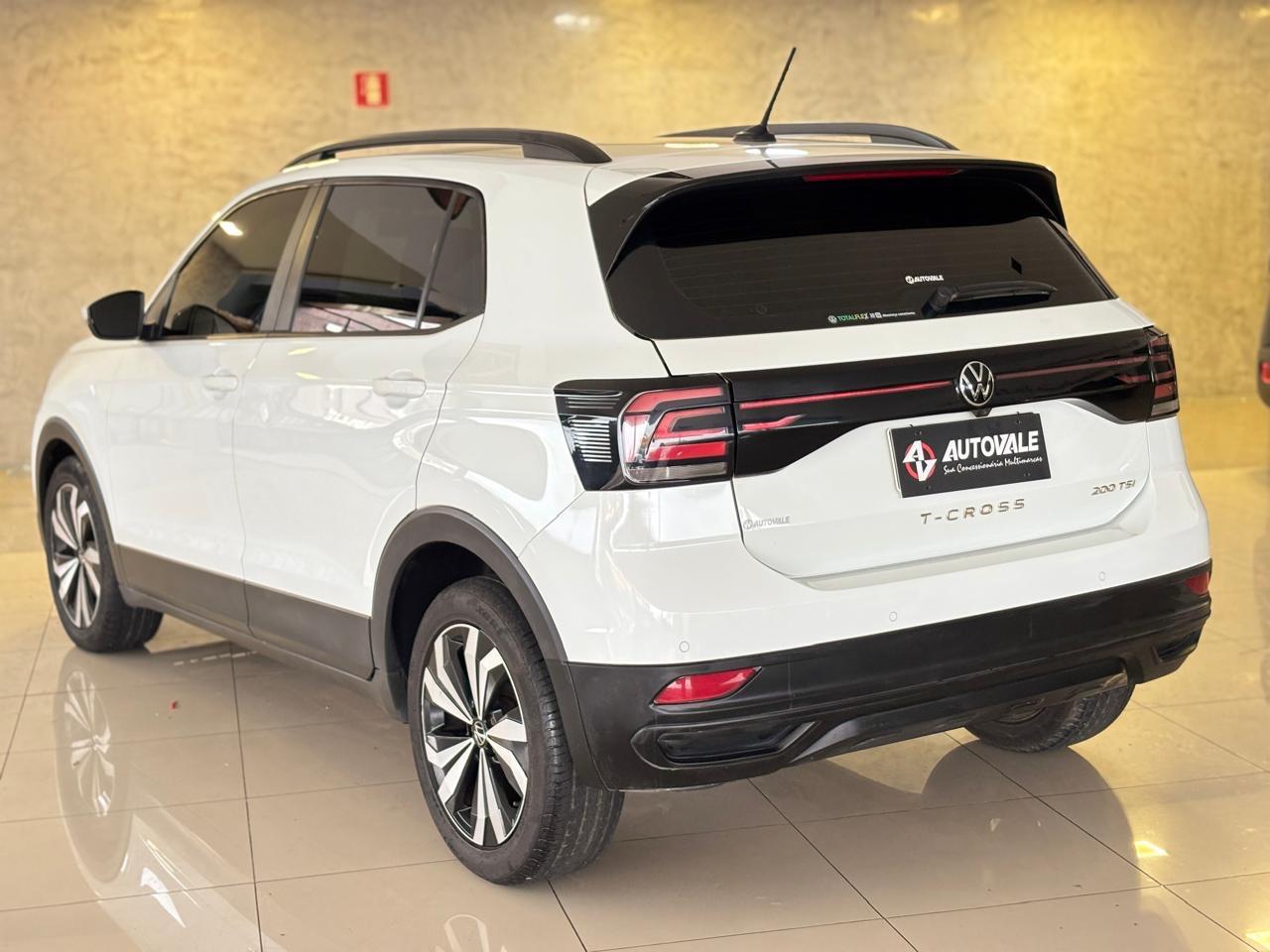 VOLKSWAGEN T-Cross - Foto