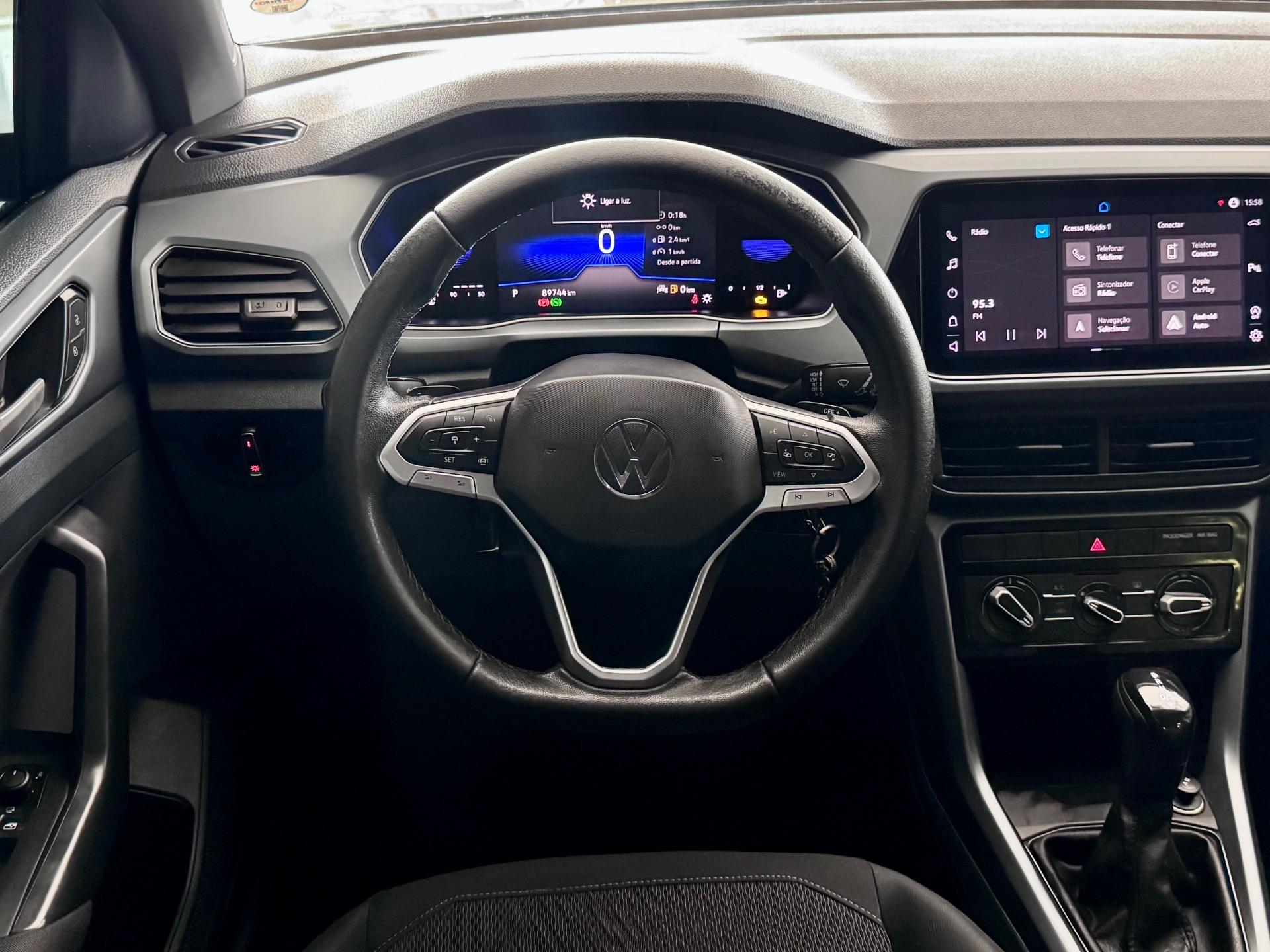 VOLKSWAGEN T-Cross - Foto