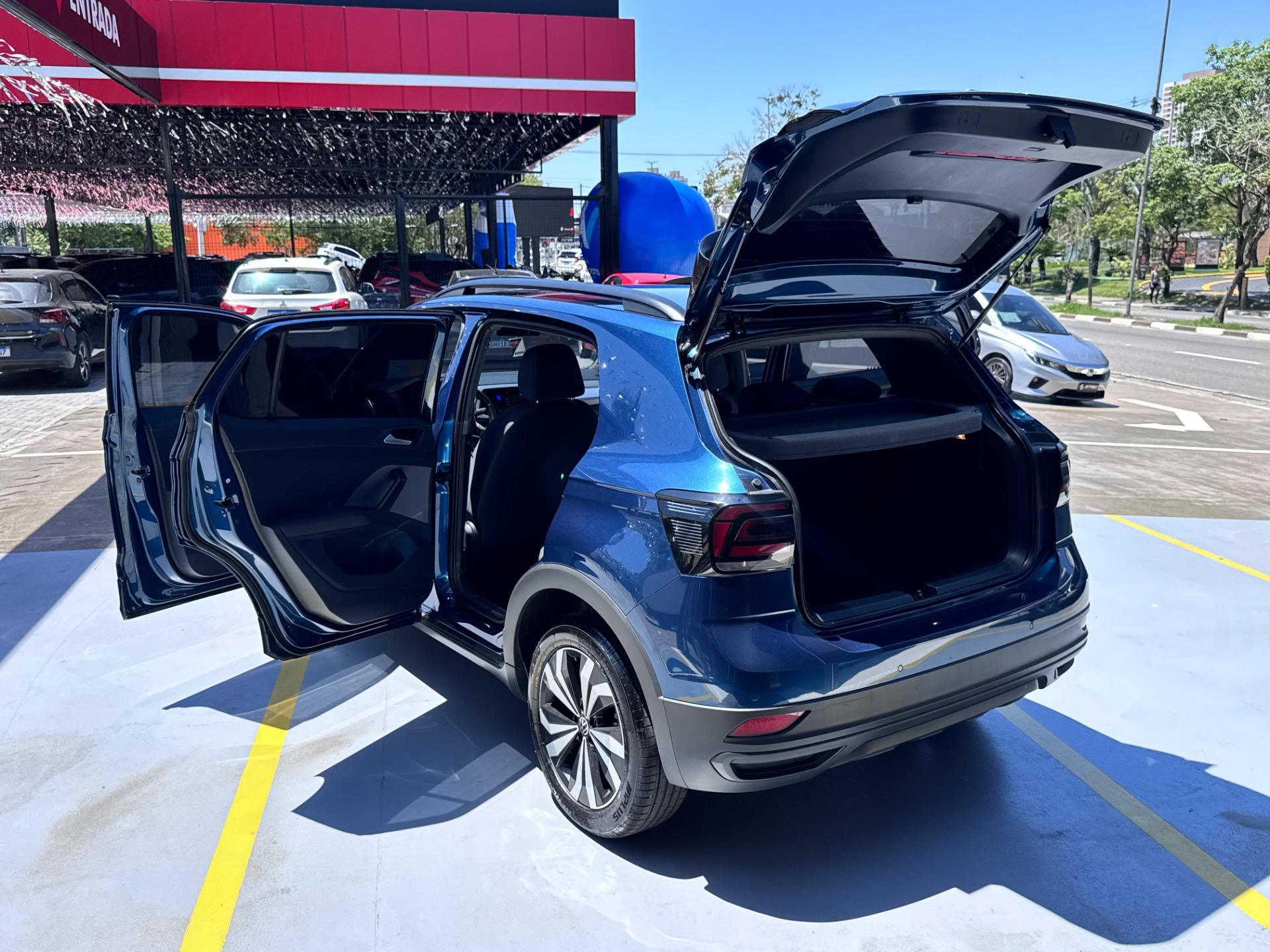 VOLKSWAGEN T-Cross - Foto
