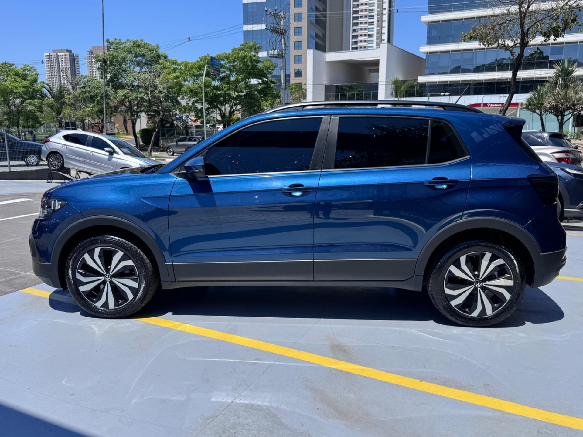 VOLKSWAGEN T-Cross - Foto