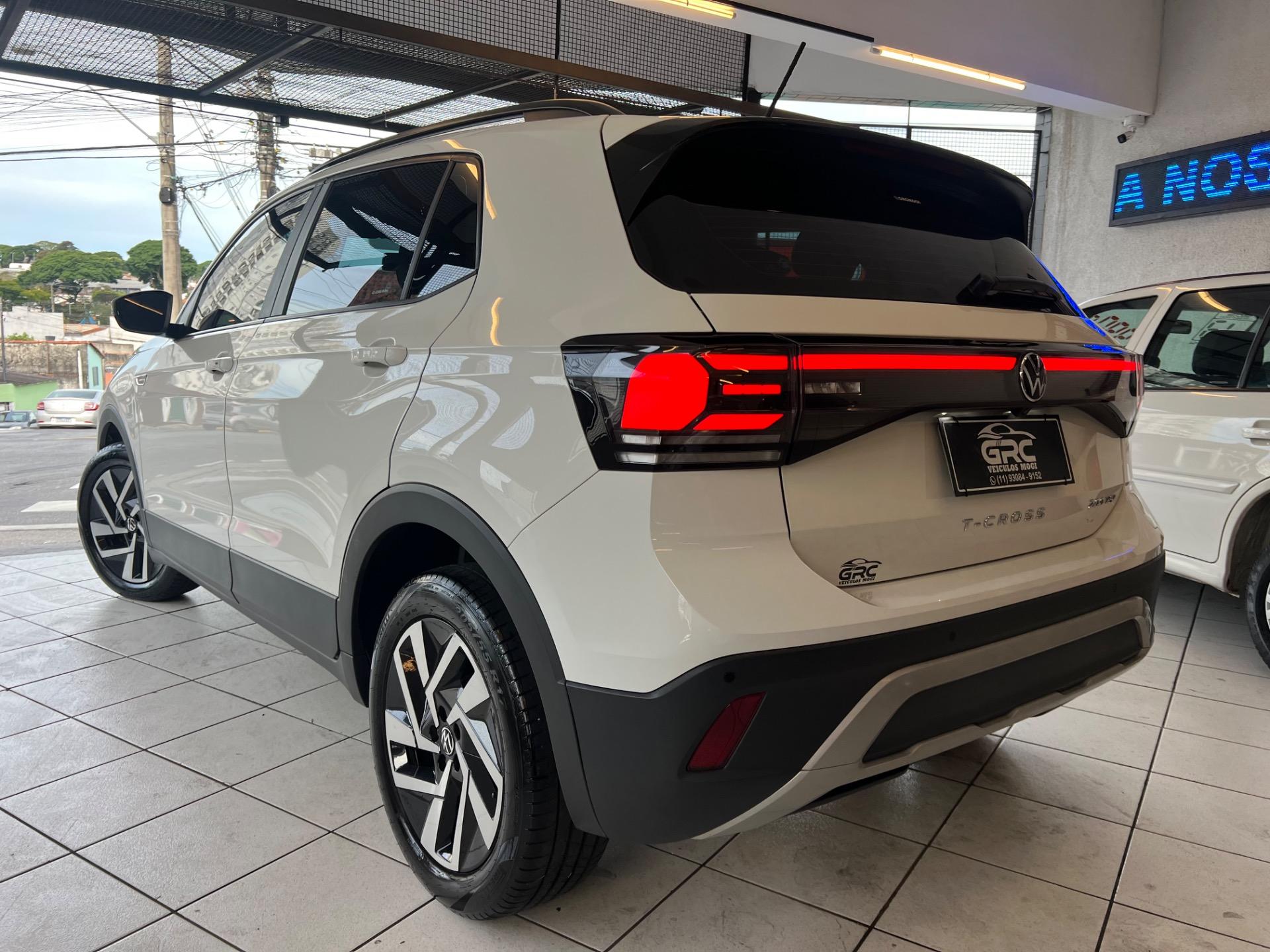 VOLKSWAGEN T-Cross - Foto