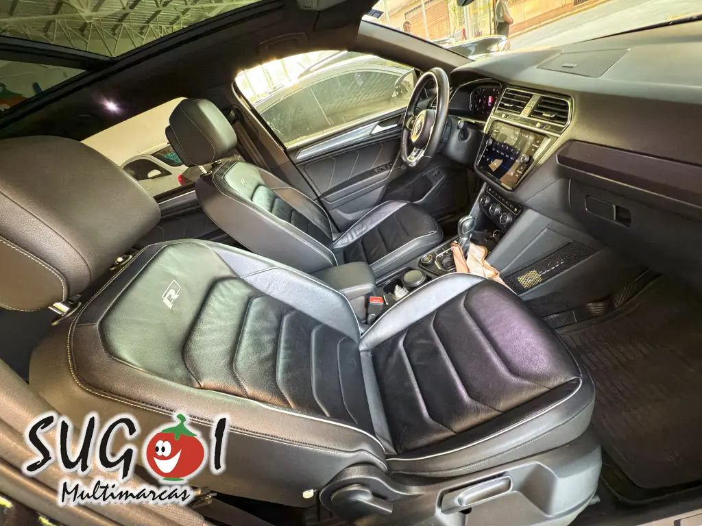 VOLKSWAGEN Tiguan - Foto