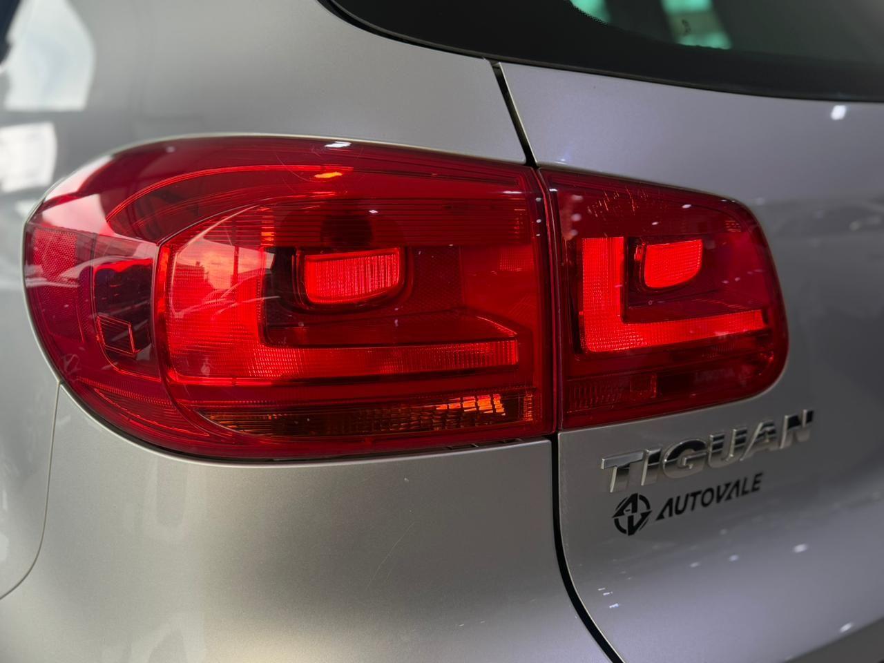 VOLKSWAGEN Tiguan - Foto