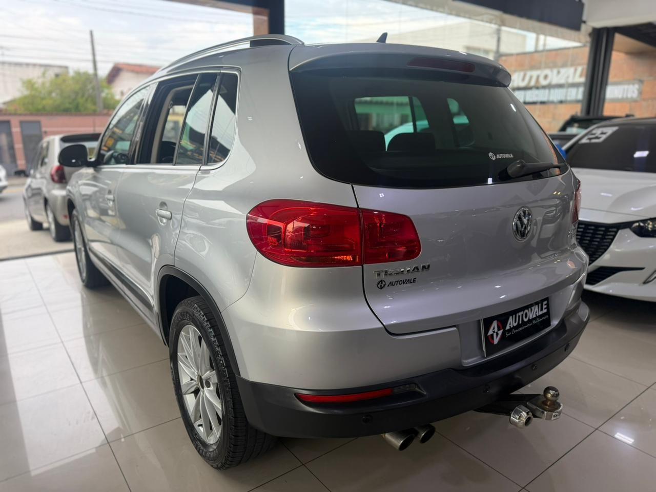 VOLKSWAGEN Tiguan - Foto