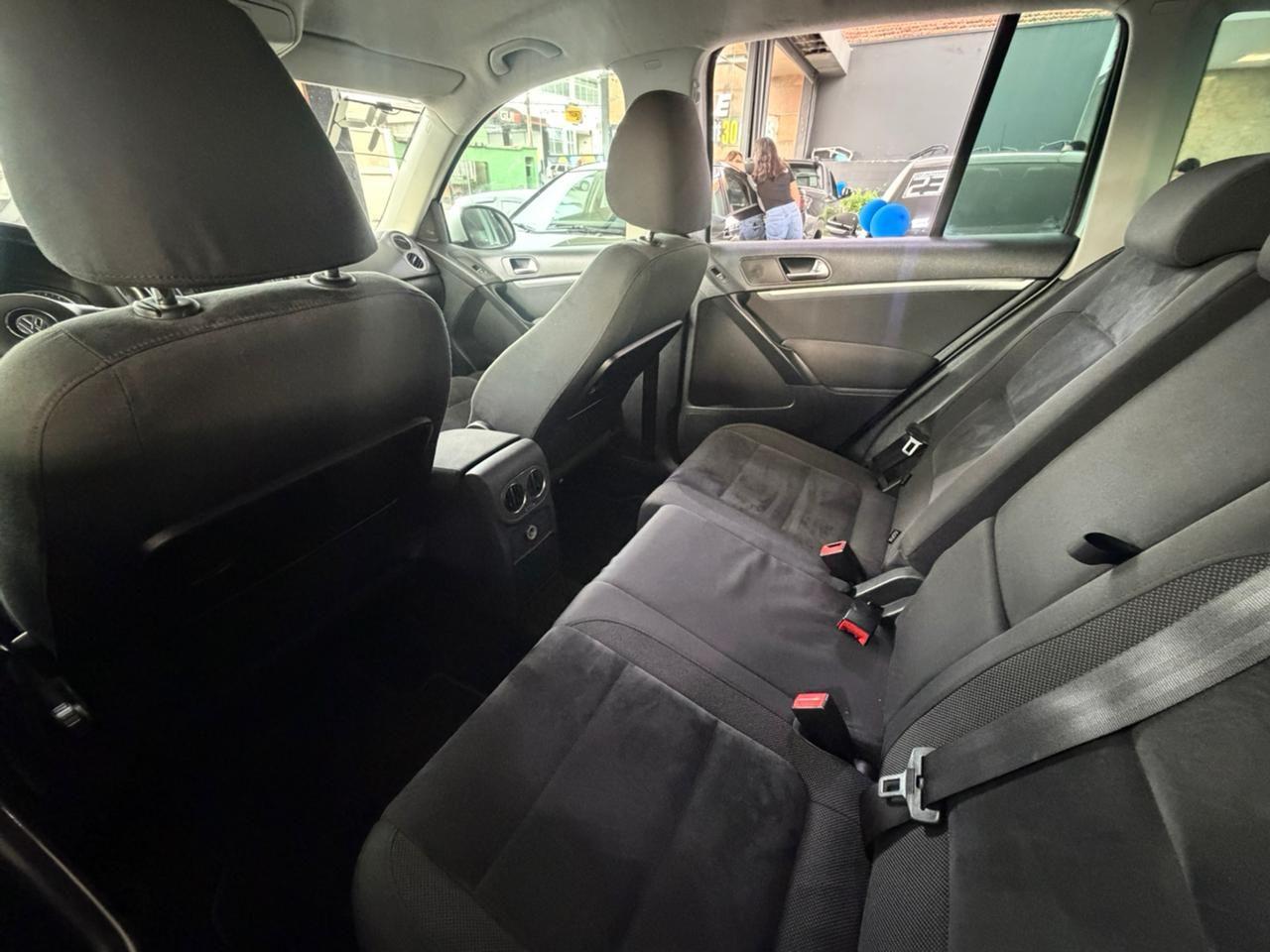 VOLKSWAGEN Tiguan - Foto