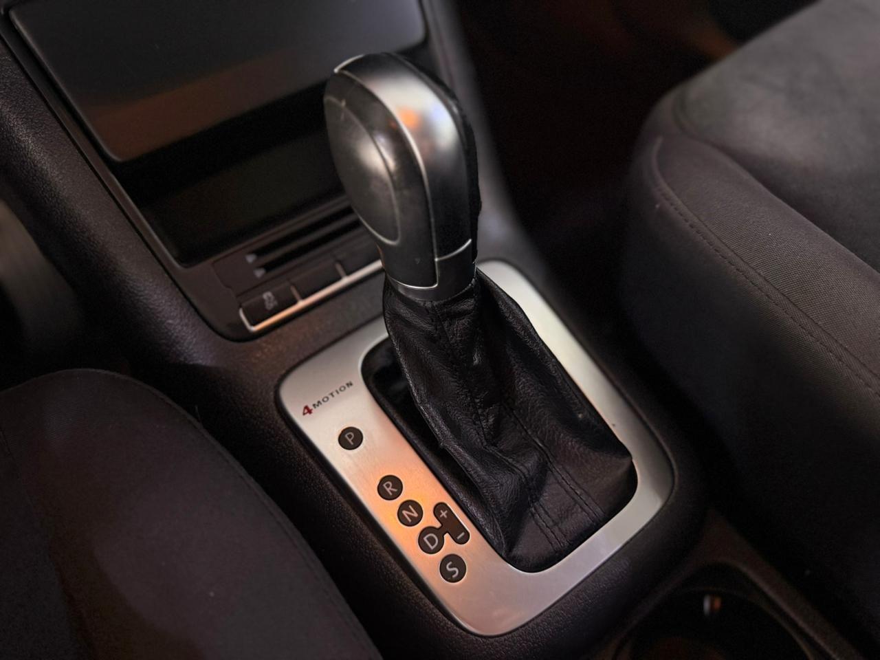 VOLKSWAGEN Tiguan - Foto