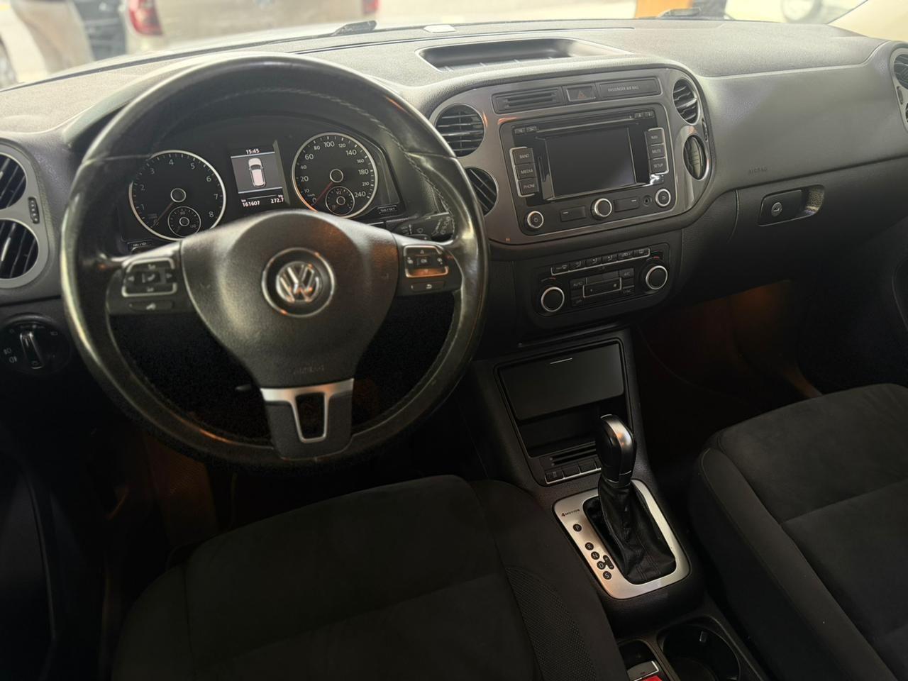 VOLKSWAGEN Tiguan - Foto