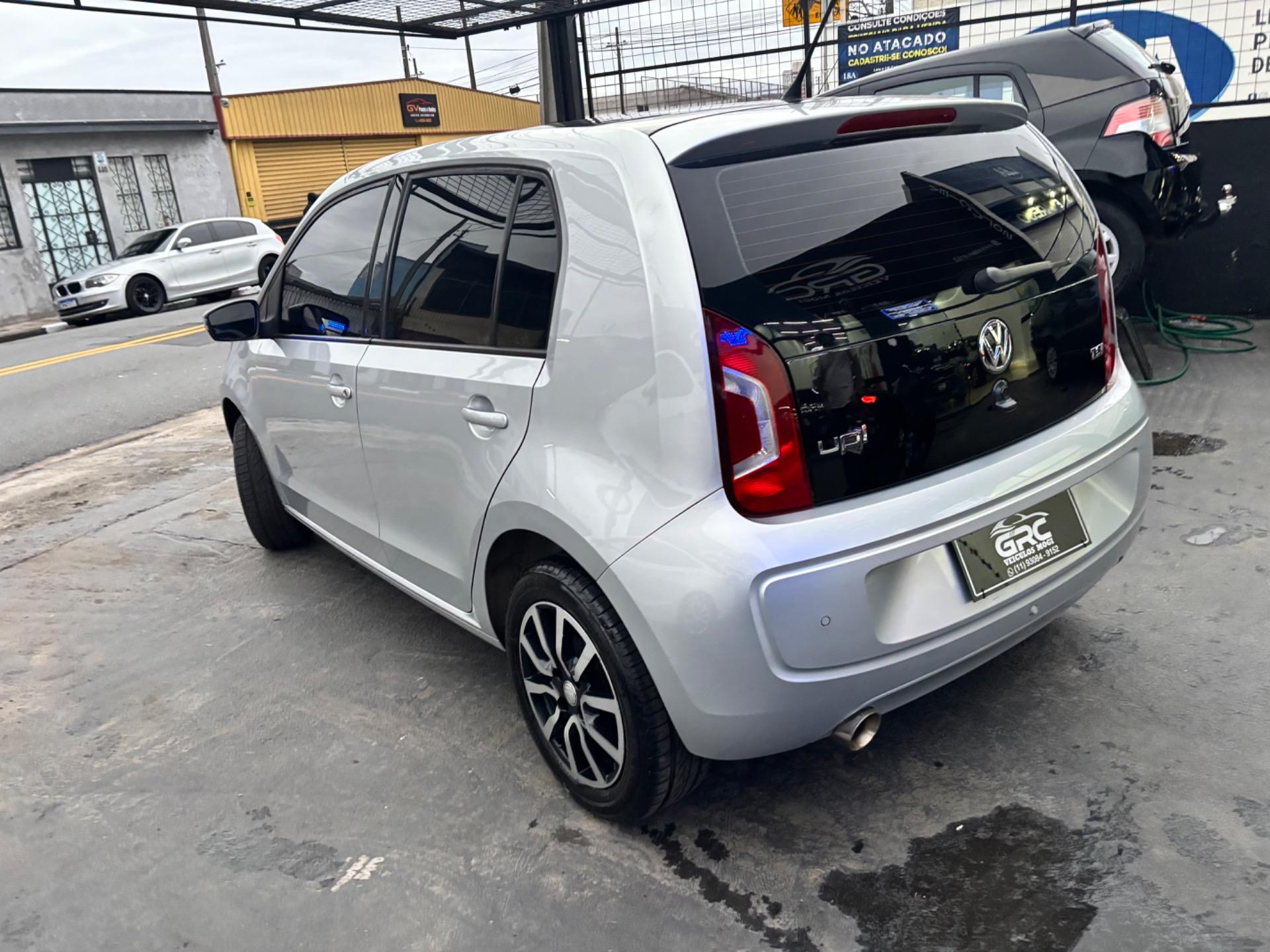 VOLKSWAGEN UP - Foto