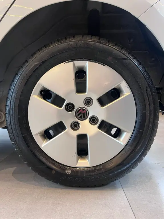 VOLKSWAGEN UP - Foto