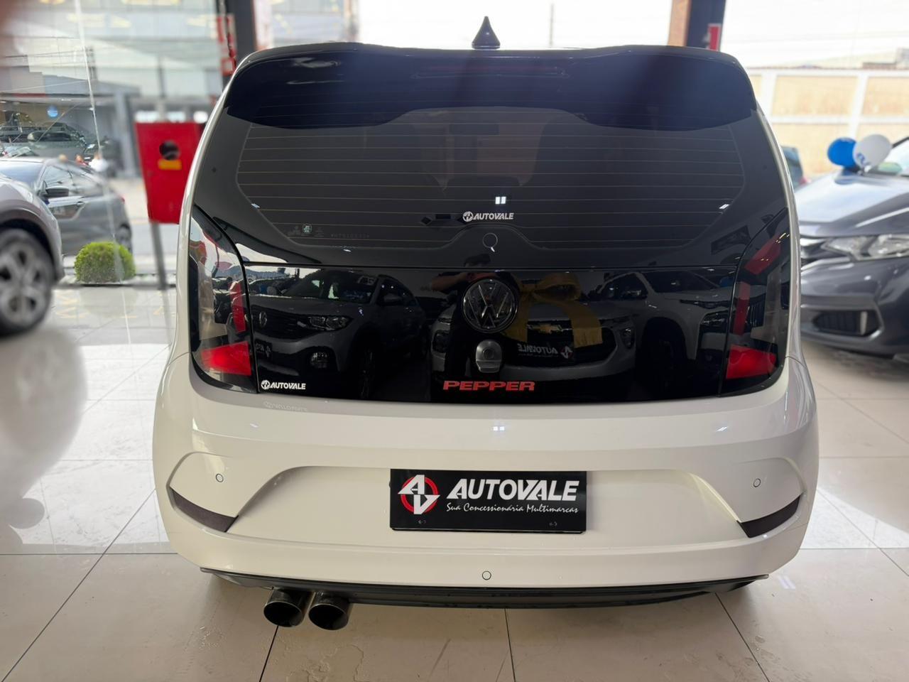 VOLKSWAGEN UP - Foto